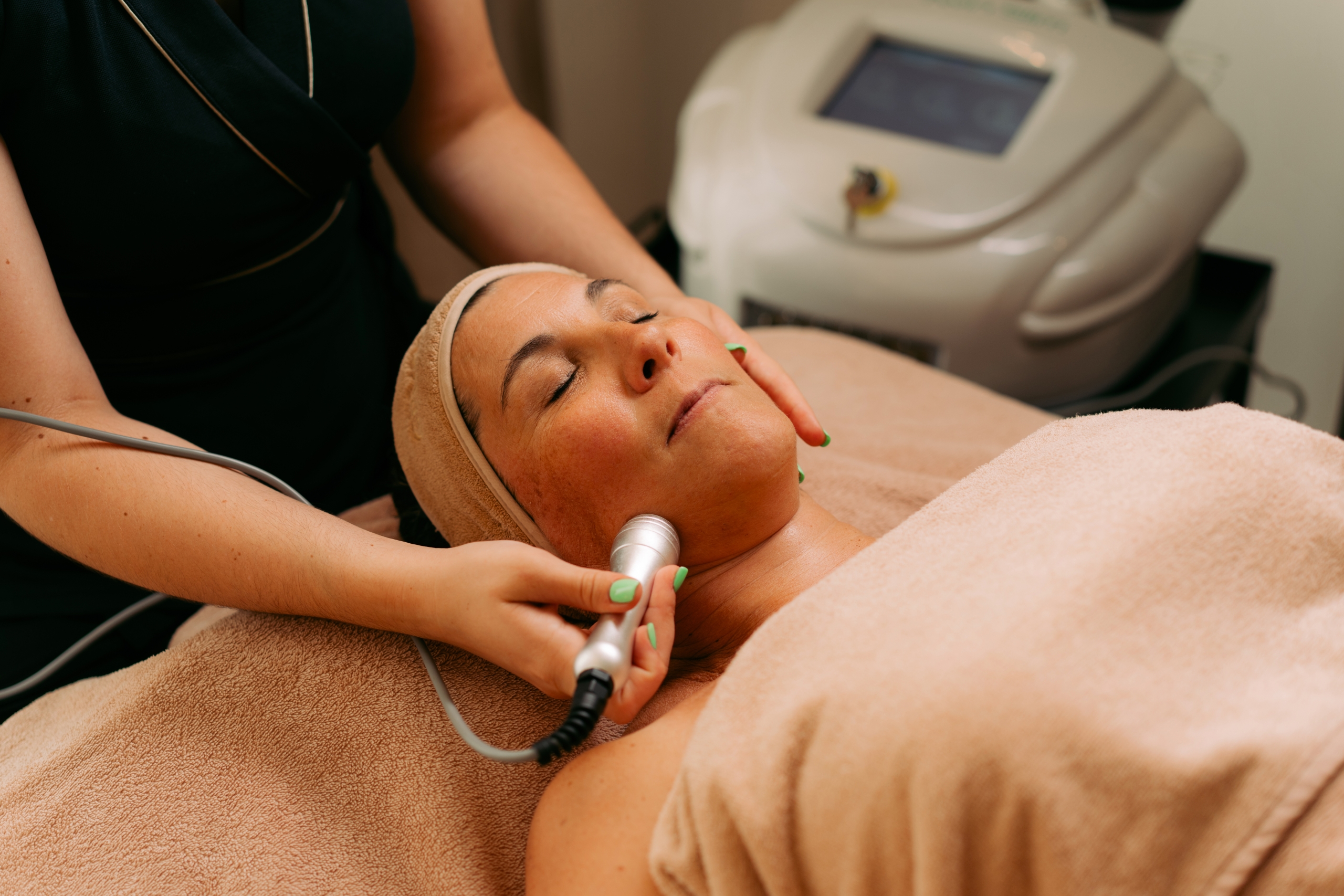 Soin JetPeel Esthetic du visage, infusion d’actifs sans aiguille chez Terramassa près de Metz