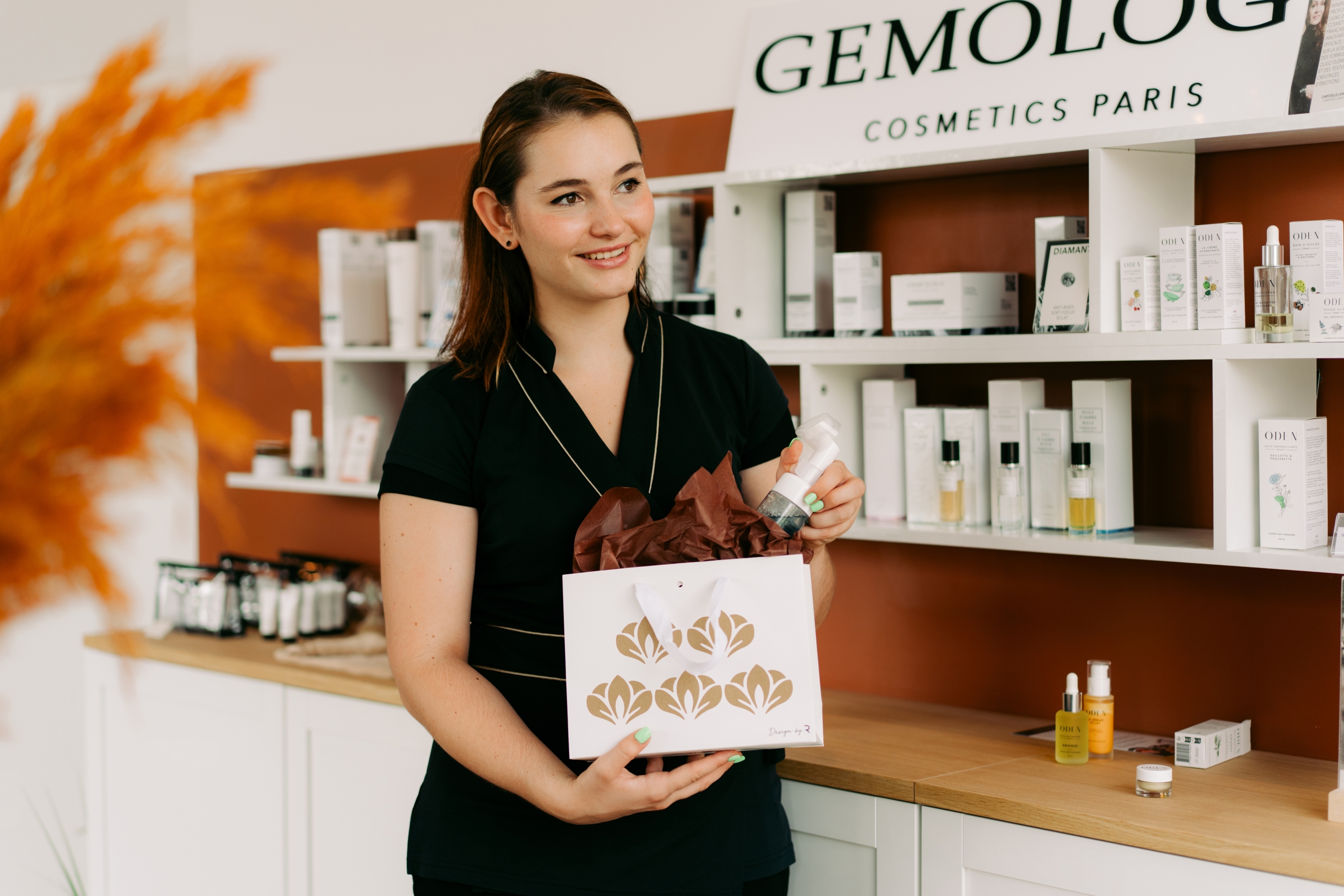 Produits de soin Gemology présentés à l’institut Terramassa pour les soins minéraux du visage